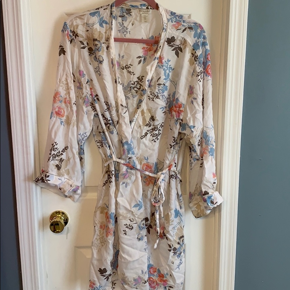 Cynthia Rocket Robe Size XL